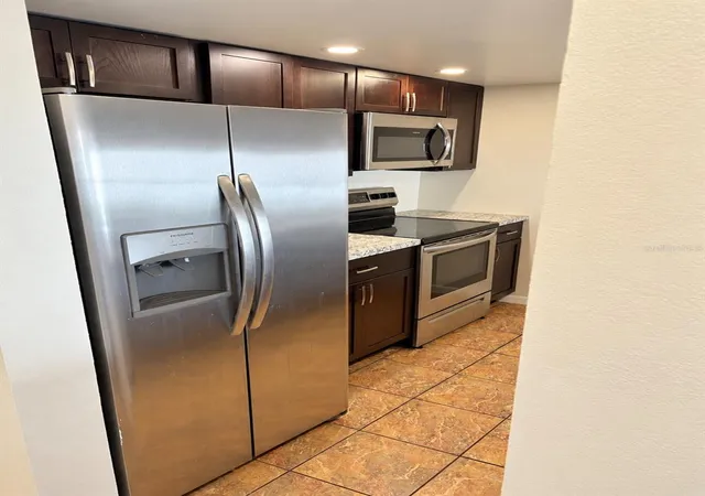 Listing Photo 3 - Condo for sale in building located at 5820 N Church Ave, Tampa, FL 33614 - Unit #251