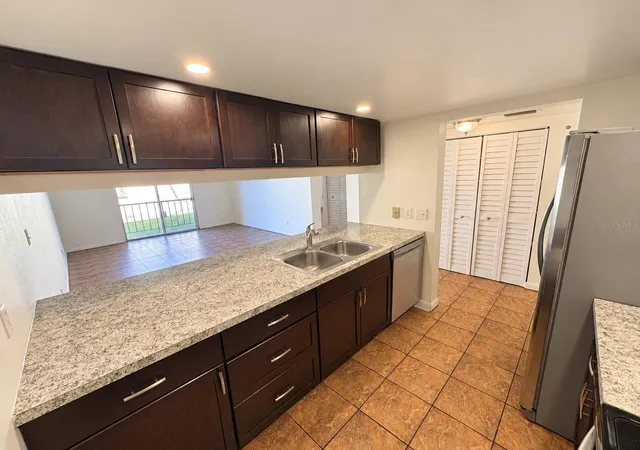 Listing Photo 5 - Condo for sale in building located at 5820 N Church Ave, Tampa, FL 33614 - Unit #251