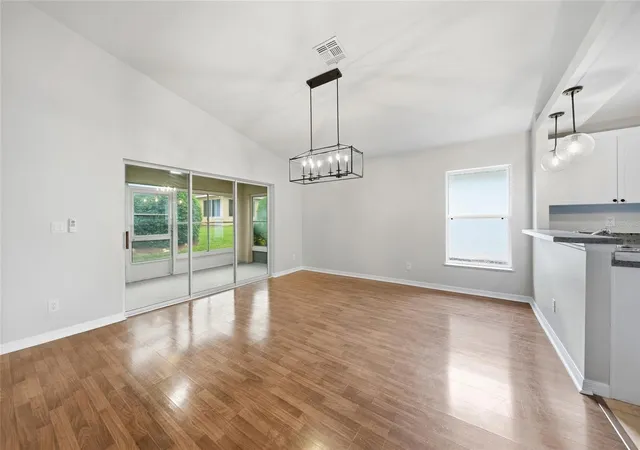 Photo 3 of Single family home for sale at 4035 Carteret Dr, Winter Haven, FL 33884 | MLS# TB8554454 | Listing updated on 2026-10-03