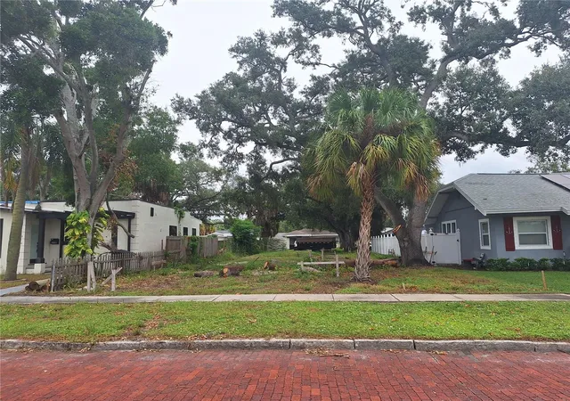 Photo 1 of Land for sale at 3910 8th Street S, Saint Petersburg, FL 33705 | MLS# TB8554455 | Listing updated on 2026-10-03