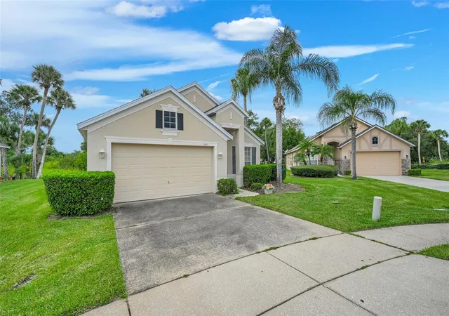 Photo 2 of Single family home for sale at 1640 Talon Ct, Kissimmee, FL 34746 | MLS# O6446861 | Listing updated on 2026-10-08