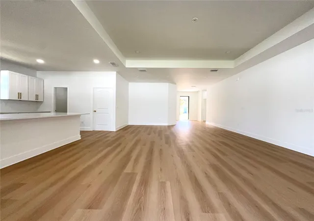Photo 2 of Single family home for sale at 707 W Country Clb Dr, Tampa, FL 33612 | MLS# O6446863 | Listing updated on 2026-10-03