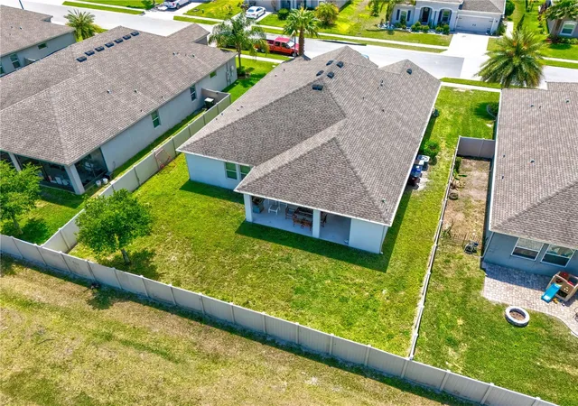 Photo 1 of Single family home for sale at 5414 Manchester Dr, Saint Cloud, FL 34771 | MLS# O6446866 | Listing updated on 2026-10-15