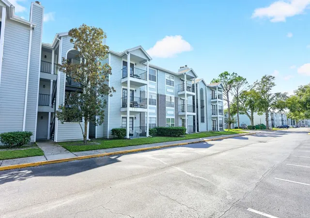 Photo 1 of Condo for sale at 2550 N Alafaya Trl #6303, Orlando, FL 32826 | MLS# O6446867 | Listing updated on 2026-10-08