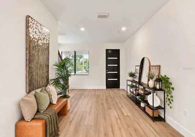 Photo 4 of Single family home for sale at 6401 S Richard Ave, Tampa, FL 33616 | MLS# TB8554459 | Listing updated on 2026-10-07