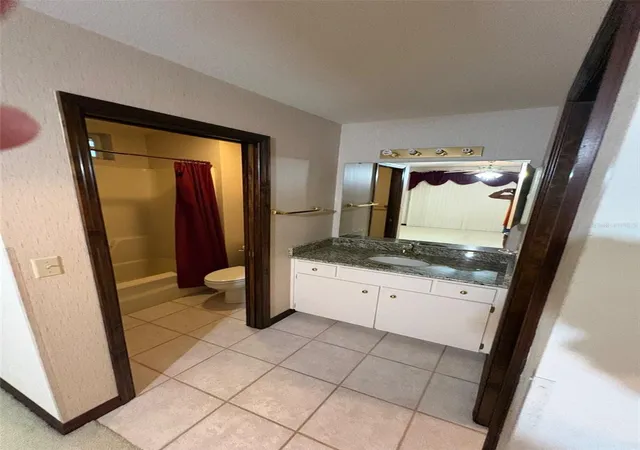 Photo 3 of House for sale at 1815 Adams Barn Rd, Lake Alfred, FL 33850 | MLS# O6446872 | Listing updated on 2026-10-03