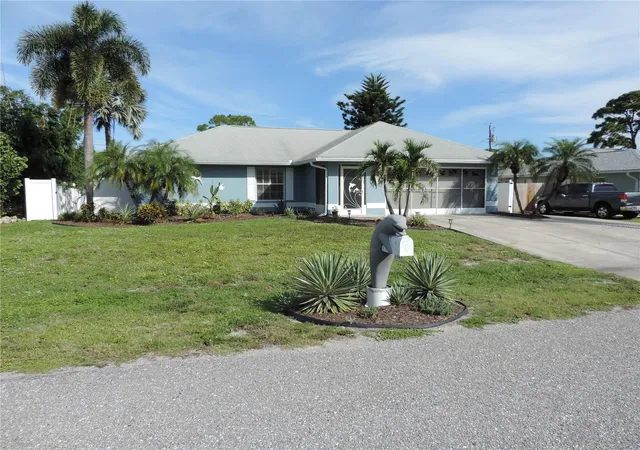 Photo 1 of Single family home for sale at 1148 Royal Rd, Venice, FL 34293 | MLS# A4708295 | Listing updated on 2026-10-20