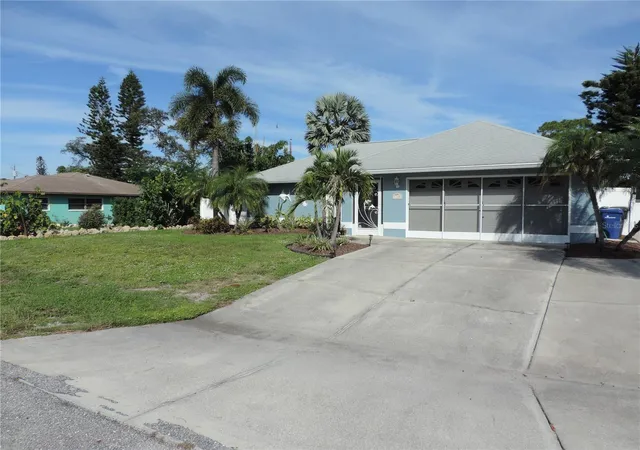 Photo 2 of Single family home for sale at 1148 Royal Rd, Venice, FL 34293 | MLS# A4708295 | Listing updated on 2026-10-20