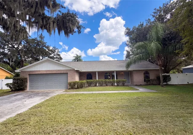 Photo 1 of Single family home for sale at 1711 Avant St, Valrico, FL 33594 | MLS# O6446876 | Listing updated on 2026-10-06