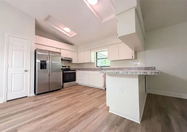 Photo 2 of Single family home for sale at 1711 Avant St, Valrico, FL 33594 | MLS# O6446876 | Listing updated on 2026-10-06