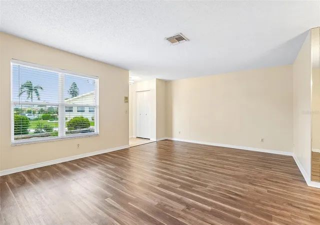 Photo 4 of Single family home for sale at 104 Cactusflower Ln, Sun City Center, FL 33573 | MLS# TB8554470 | Listing updated on 2026-10-09