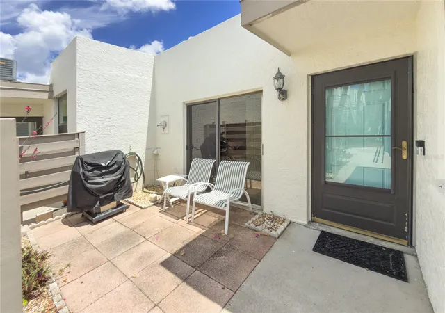 Single family home for sale at 220 Lakewood Dr #220, BRADENTON, FL 34210 | MLS# A4708302