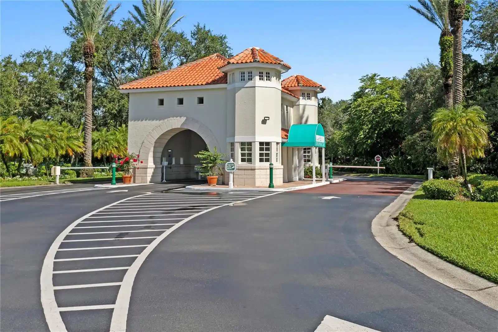 Listing Photo 79 - Condo for sale in 4717 Dolphin Cay Ln S located at 4717 Dolphin Cay Ln S, St. Petersburg, FL 33711 - Unit #503