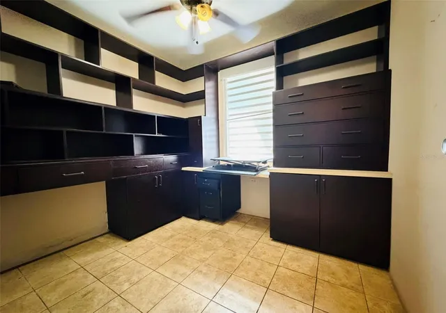 Photo 4 of Single family home for sale at 102 Urano, Carolina, PR 00979 | MLS# PR9124670 | Listing updated on 2026-10-03