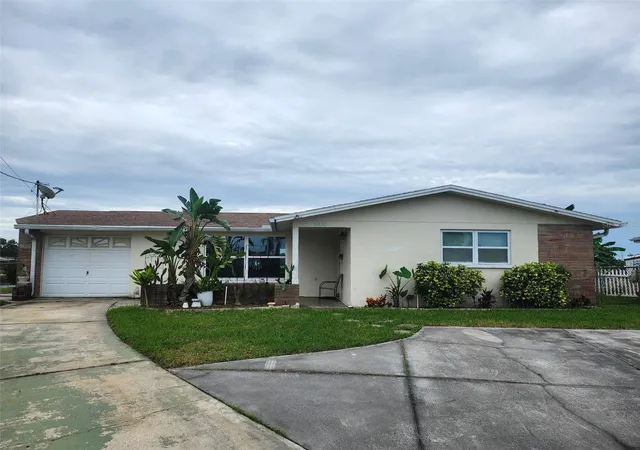 Photo 1 of Single family home for sale at 6630 Nautical Isle, Hudson, FL 34667 | MLS# W7890041 | Listing updated on 2026-10-05