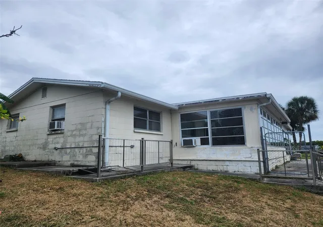 Photo 2 of Single family home for sale at 6630 Nautical Isle, Hudson, FL 34667 | MLS# W7890041 | Listing updated on 2026-10-05