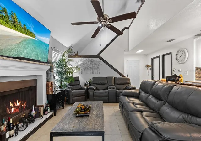 Photo 2 of Single family home for sale at 1319 Quintuplet Dr, Casselberry, FL 32707 | MLS# OM733377 | Listing updated on 2026-10-08