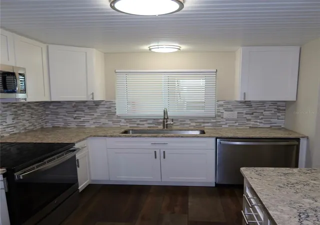Photo 3 of Condo for sale at 3708 Lake Bayshore Dr #K415, Bradenton, FL 34205 | MLS# A4708307 | Listing updated on 2026-10-07