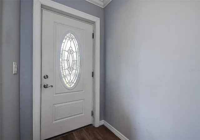 Photo 3 of Single family home for sale at 1508 Suffolk St N, Saint Petersburg, FL 33710 | MLS# TB8554485 | Listing updated on 2026-10-15