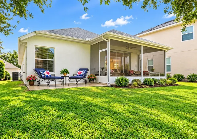 Photo 2 of Single family home for sale at 3300 Saratoga Dr, Tavares, FL 32778 | MLS# G5118574 | Listing updated on 2026-10-11