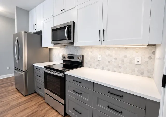 Photo 3 of Condo for sale at 201 Longview Ave #202, Kissimmee, FL 34747 | MLS# S5158788 | Listing updated on 2026-10-08