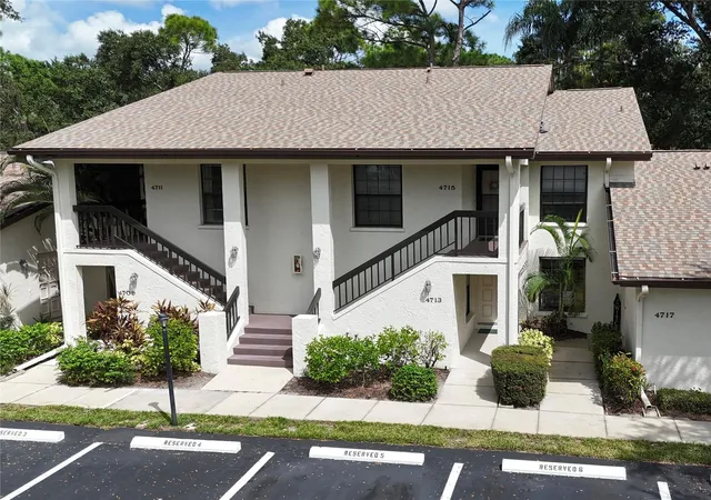 Condo for sale at 4713 Winslow Beacon #5, SARASOTA, FL 34235 | MLS# A4708310
