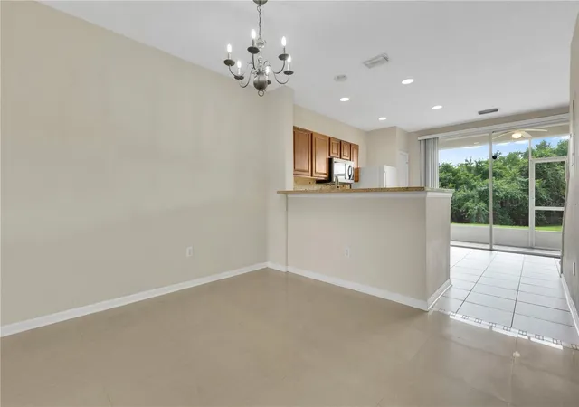 Photo 3 of Townhouse for sale at 10173 Bessemer Pond Ct, Riverview, FL 33578 | MLS# S5158794 | Listing updated on 2026-10-03