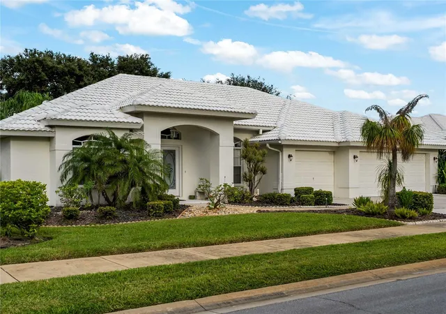 Photo 2 of Single family home for sale at 546 Laurel Cherry Ln, Venice, FL 34293 | MLS# N6146041 | Listing updated on 2026-10-03
