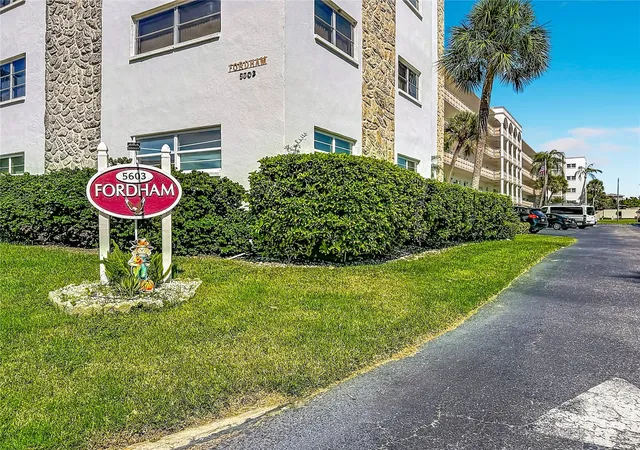 Photo 2 of Condo for sale at 5603 80th Street N #416, Saint Petersburg, FL 33709 | MLS# G5118576 | Listing updated on 2026-10-06