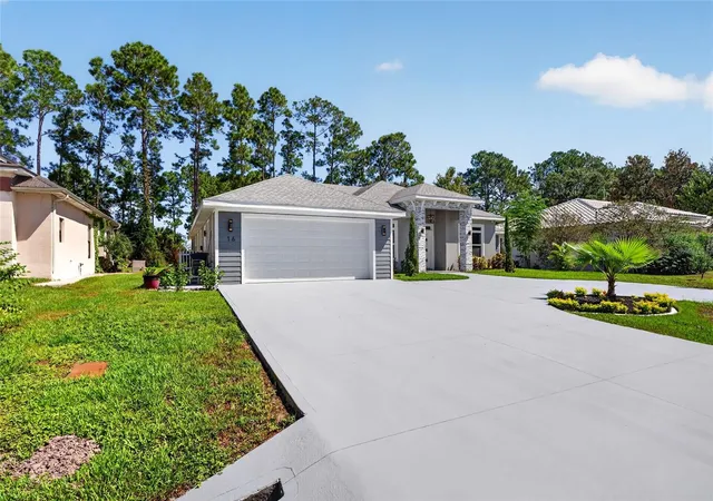 Photo 3 of Single family home for sale at 16 Bunker Hl Dr, Palm Coast, FL 32137 | MLS# FC321875 | Listing updated on 2026-10-06