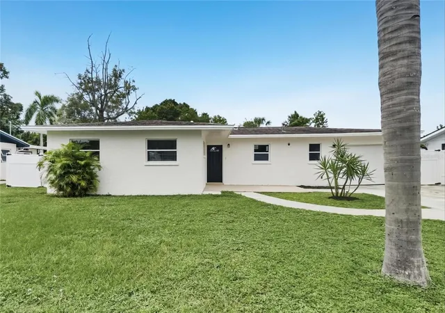 Single family home for sale at 3312 32nd Street W, BRADENTON, FL 34205 | MLS# TB8554501