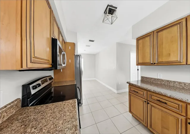 Photo 4 of Single family home for sale at 3312 32nd Street W, Bradenton, FL 34205 | MLS# TB8554501 | Listing updated on 2026-10-03