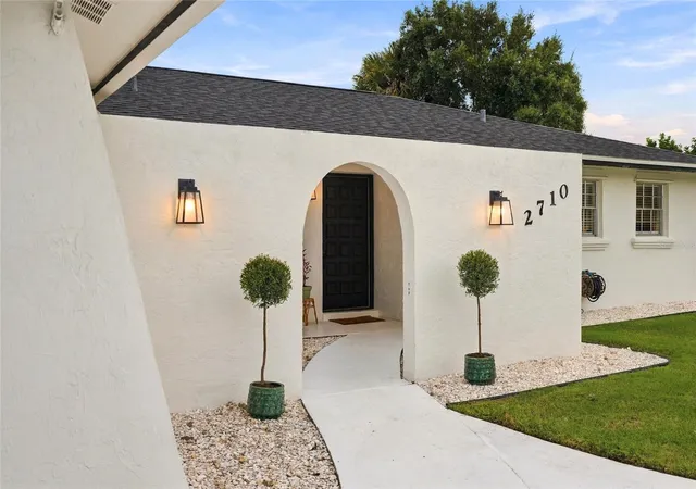 Photo 2 of Single family home for sale at 2710 21st Avenue W, Bradenton, FL 34205 | MLS# TB8554506 | Listing updated on 2026-10-22