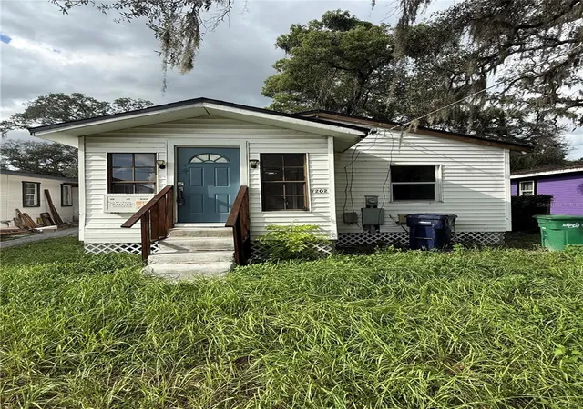 Single family home for sale at 1202 E Osborne Ave, TAMPA, FL 33603 | MLS# C7531510