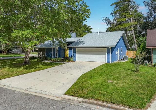 Photo 2 of Single family home for sale at 4425 Nw 61st Terrace, Gainesville, FL 32606 | MLS# R4912093 | Listing updated on 2026-10-07