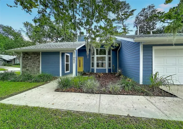 Photo 3 of Single family home for sale at 4425 NW 61st Terrace, Gainesville, FL 32606 | MLS# R4912093 | Listing updated on 2026-10-07
