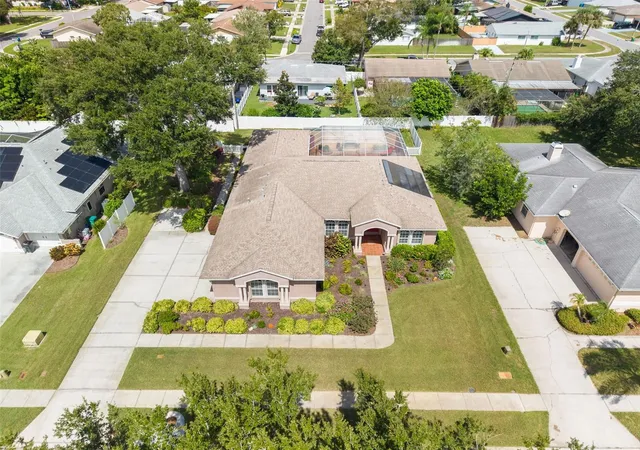Photo 3 of Single family home for sale at 1555 Sunray Dr, Palm Harbor, FL 34683 | MLS# TB8554514 | Listing updated on 2026-10-05