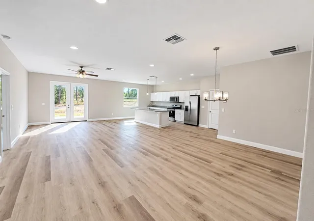 Photo 3 of Single family home for sale at 21521 SW Marine Blvd, Dunnellon, FL 34431 | MLS# OM733389 | Listing updated on 2026-10-03