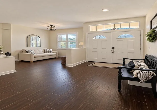 Photo 1 of Single family home for sale at 990 W Pearl St, Bartow, FL 33830 | MLS# TB8554515 | Listing updated on 2026-10-06