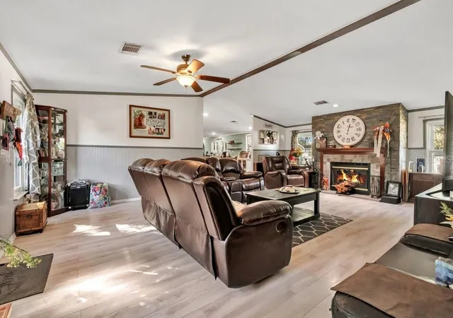Photo 4 of Single family home for sale at 3688 Pioneer Trails Blvd E, Lakeland, FL 33810 | MLS# L4965523 | Listing updated on 2026-10-03