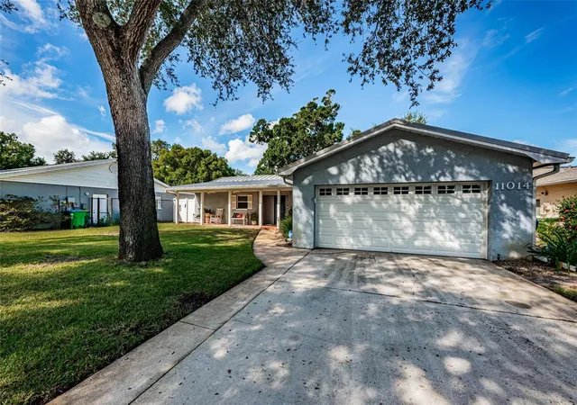 Photo 2 of Single family home for sale at 11014 117th Way, Largo, FL 33778 | MLS# TB8554521 | Listing updated on 2026-10-03