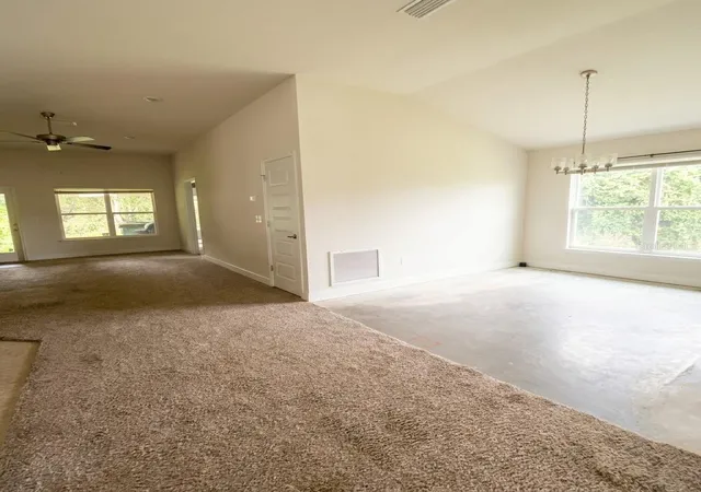 Photo 4 of Single family home for sale at 2091 Pecos Dr, Kissimmee, FL 34759 | MLS# O6446928 | Listing updated on 2026-10-17