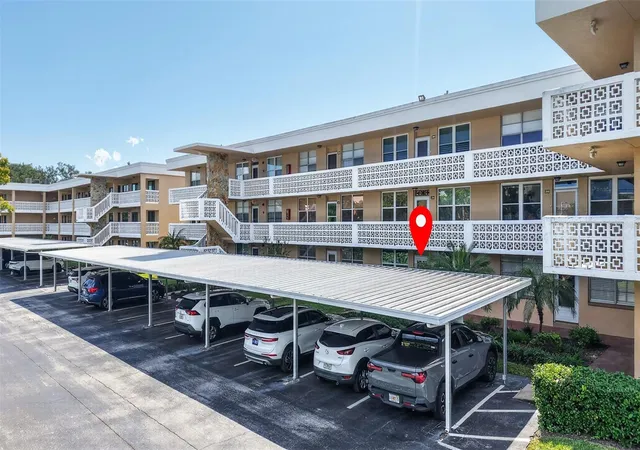 Photo 1 of Condo for sale at 5095 Bay St Ne #104, Saint Petersburg, FL 33703 | MLS# TB8554528 | Listing updated on 2026-10-22