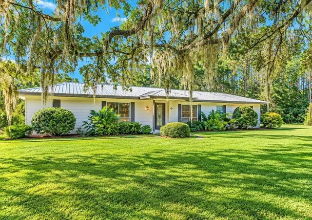 Photo 1 of Single family home for sale at 6917 NW 254th Avenue, Alachua, FL 32615 | MLS# GC543939 | Listing updated on 2026-10-07