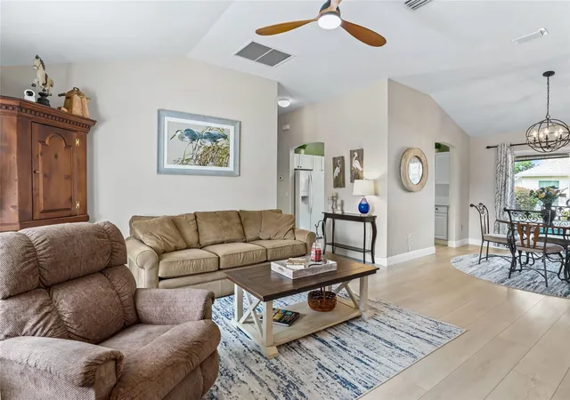 Photo 3 of Single family home for sale at 3001 Glenwood Pl, The Villages, FL 32162 | MLS# G5118577 | Listing updated on 2026-10-06