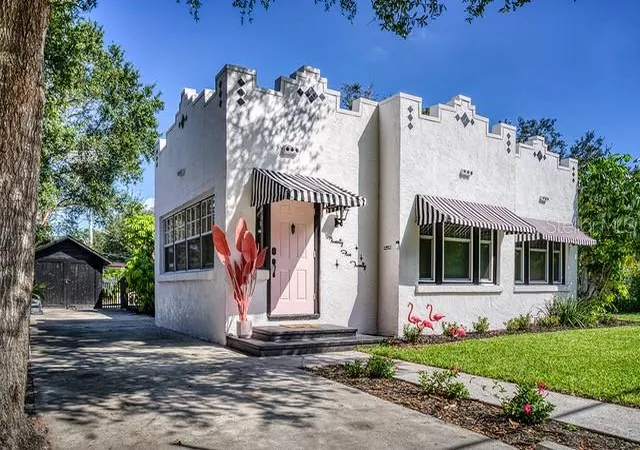 Single family home for sale at 2520 11th Avenue W, BRADENTON, FL 34205 | MLS# A4708348