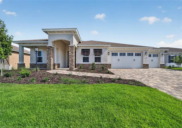 Photo 1 of Single family home for sale at 10193 SW 84th Street Rd, Ocala, FL 34481 | MLS# OM733394 | Listing updated on 2026-10-07