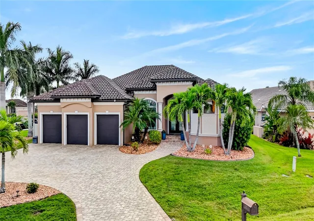 Photo 3 of Single family home for sale at 325 Segovia Dr, Punta Gorda, FL 33950 | MLS# C7531518 | Listing updated on 2026-10-22