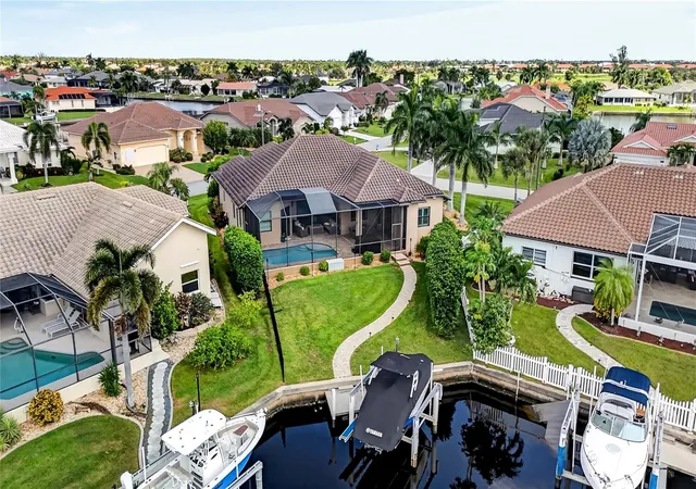 Photo 3 of Single family home for sale at 325 Segovia Dr, Punta Gorda, FL 33950 | MLS# C7531518 | Listing updated on 2026-10-22