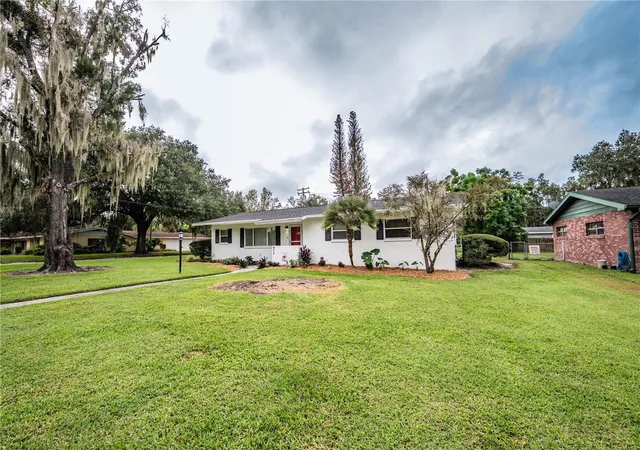 Photo 2 of Single family home for sale at 975 E Mann Rd, Bartow, FL 33830 | MLS# L4965525 | Listing updated on 2026-10-13